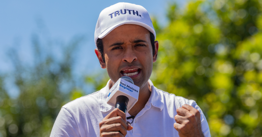 Vivek Ramaswamy suspends his 2024 Republican presidential bid, endorses rival Donald Trump