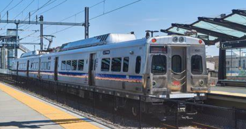 Coloradans upset as slowdowns and speed restrictions continue on RTD light rail lines