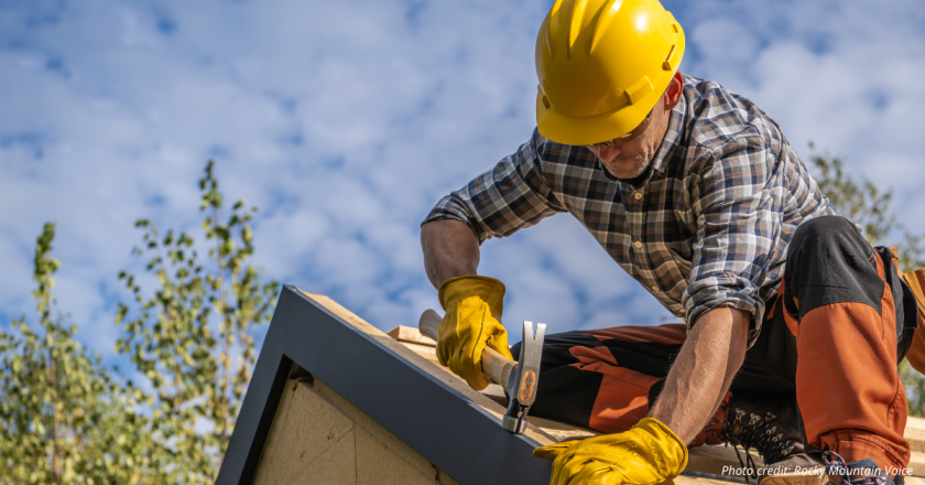 Despite concern over specific provisions, legislators advance wage-theft bill without changes