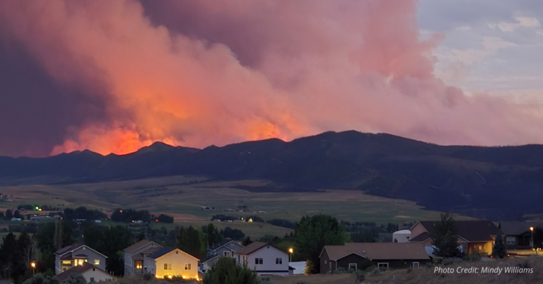 Fire glow over Meeker ridges during Lee Fire