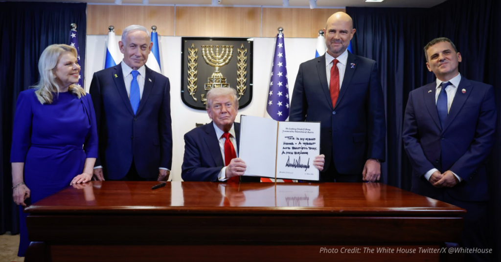 President Trump signs guest book at Israel’s Knesset alongside Israeli leaders
